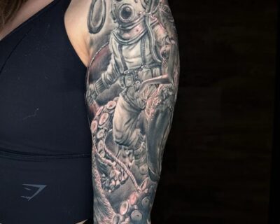 Black-Rose-Tattoo-Studio-min