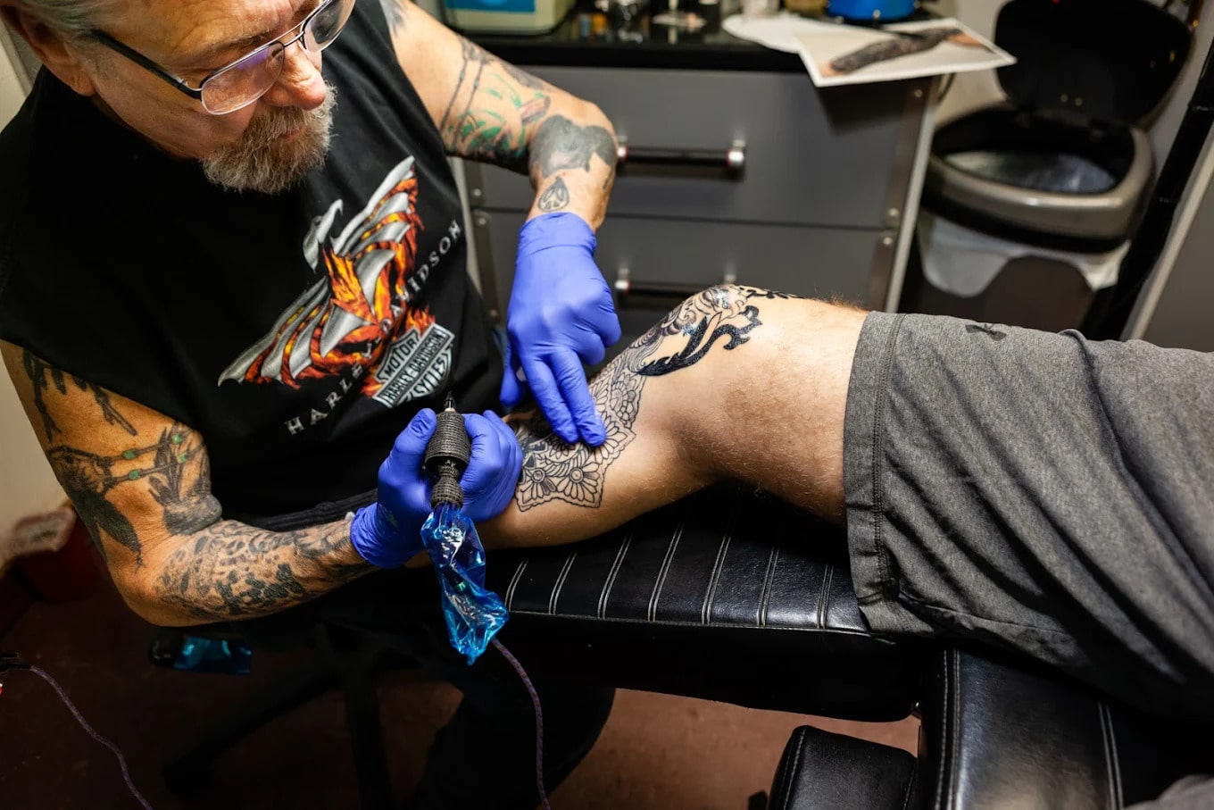 Wolf’s Fine Line Tattoos – Joliet