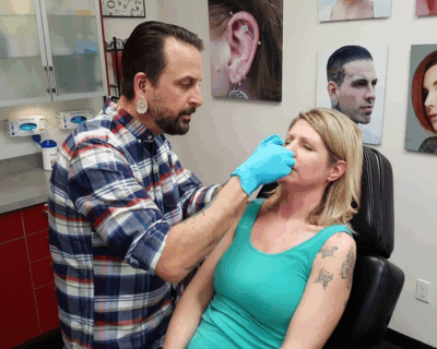 Deep-Roots-Tattoo-and-Body-Piercing-Alderwood-min