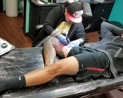 Dv8-Tattoos-Body-Piercing