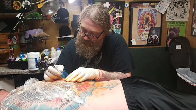 Fine Line Tattoo’s