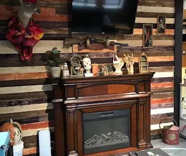 Silver-Tuna-Tattoo-and-Piercing