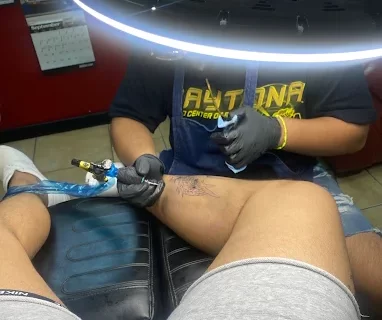 Sagrado-Corazon-Tattoo-Studio