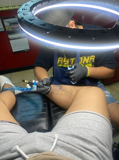 Sagrado Corazon Tattoo Studio